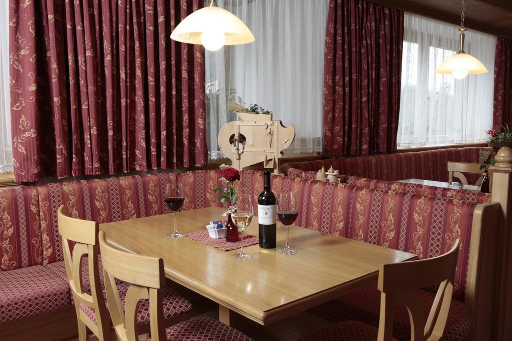 Hotel Alpino Plan Selva di Val Gardena Ngoại thất bức ảnh